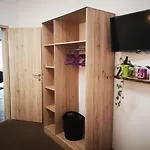 Wald - Im Skigebiet Gerlitzen & Ossiacher * בודנסדורף