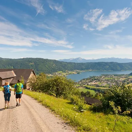 Wald - Im Skigebiet Gerlitzen & Ossiacher * 博登斯多夫