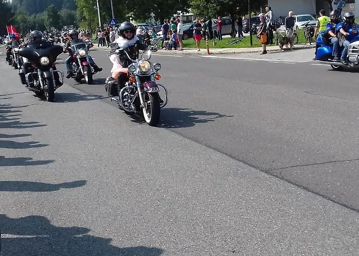 Wald - Im Skigebiet Gerlitzen & Ossiacher * Bodensdorf